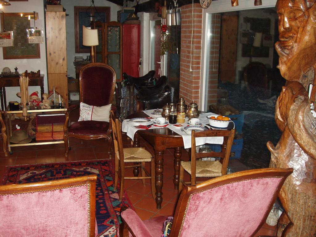 Bed and Breakfast Cascina Nel Bosco Moncucco Torinese Exterior foto